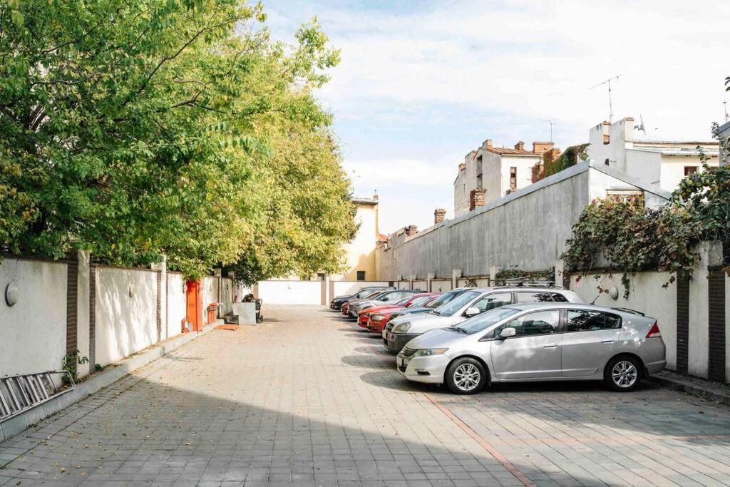 Vivando - Beautiful Studio B + Parking Bucharest Luaran gambar