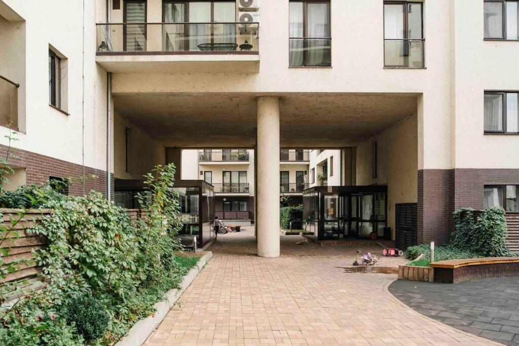 Vivando - Beautiful Studio B + Parking Bucharest Luaran gambar